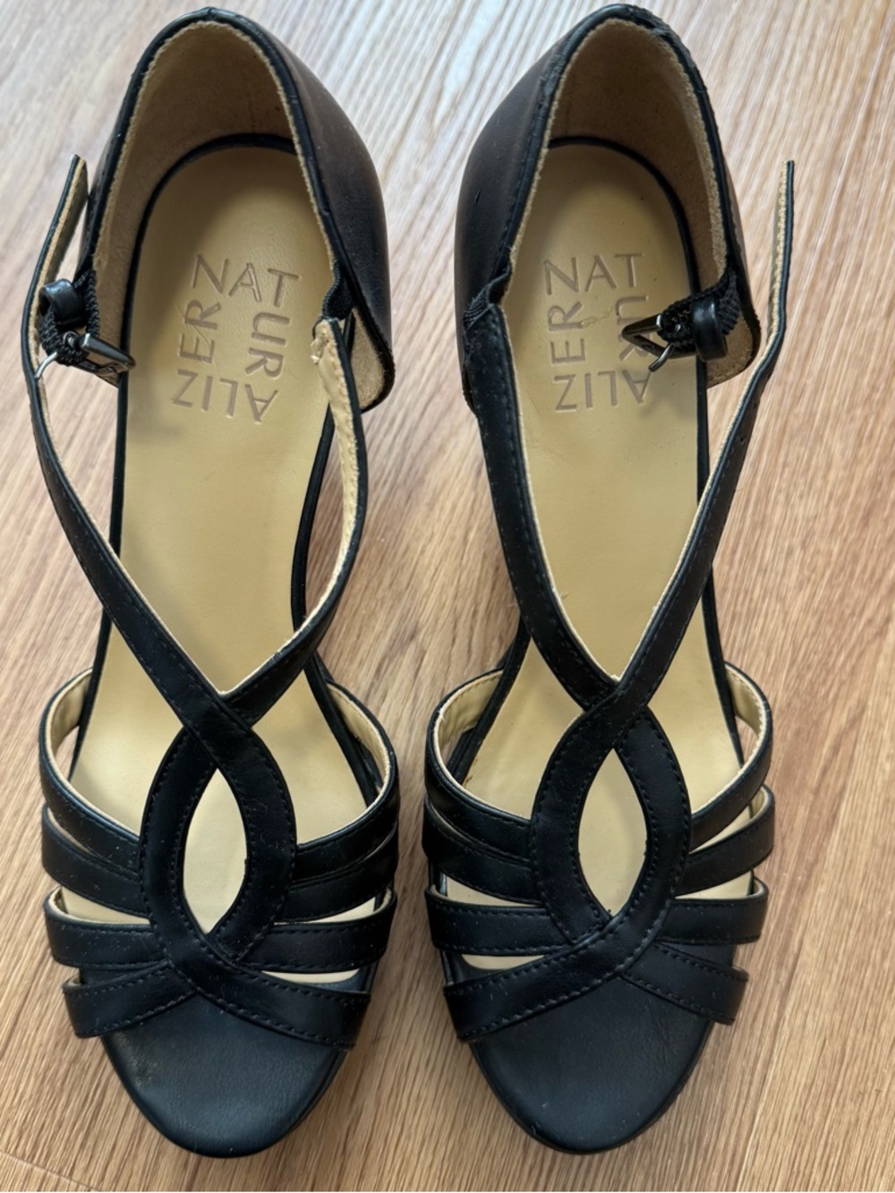 Naturalizer Black Strappy Crisscross Ankle Strap Heels size 6 brand new.